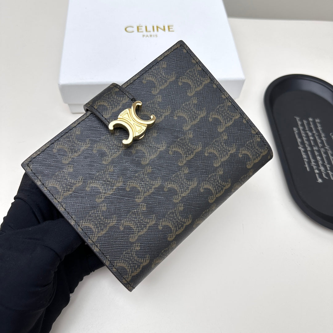 【セリーヌ】 春夏大人気!エレガント&ラグジュアリーな逸品