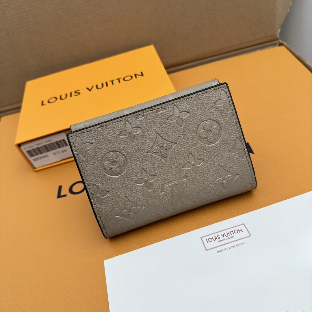 【ルイ・ヴィトン】大人気★Metis ショートウォレット|ミニマルな美しさが魅力!