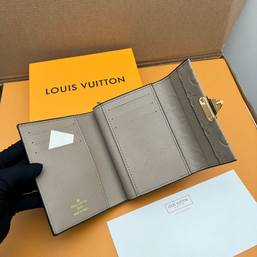 【ルイ・ヴィトン】大人気★Metis ショートウォレット|ミニマルな美しさが魅力!