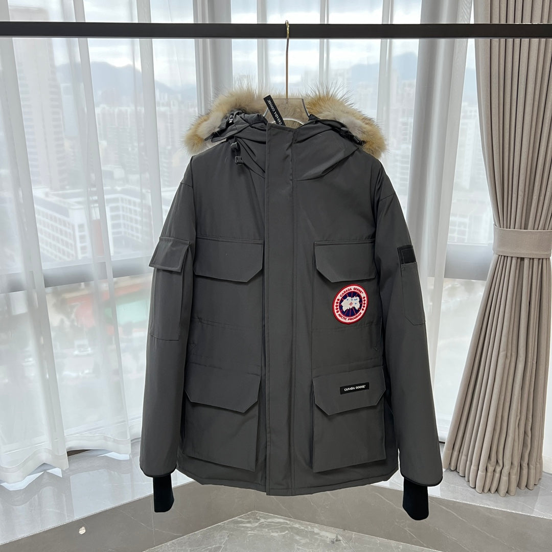 【カナダグース】寒い冬に最適☆女性と男性☆人気 Expedition Parka☆ダウンジャケット 全7色