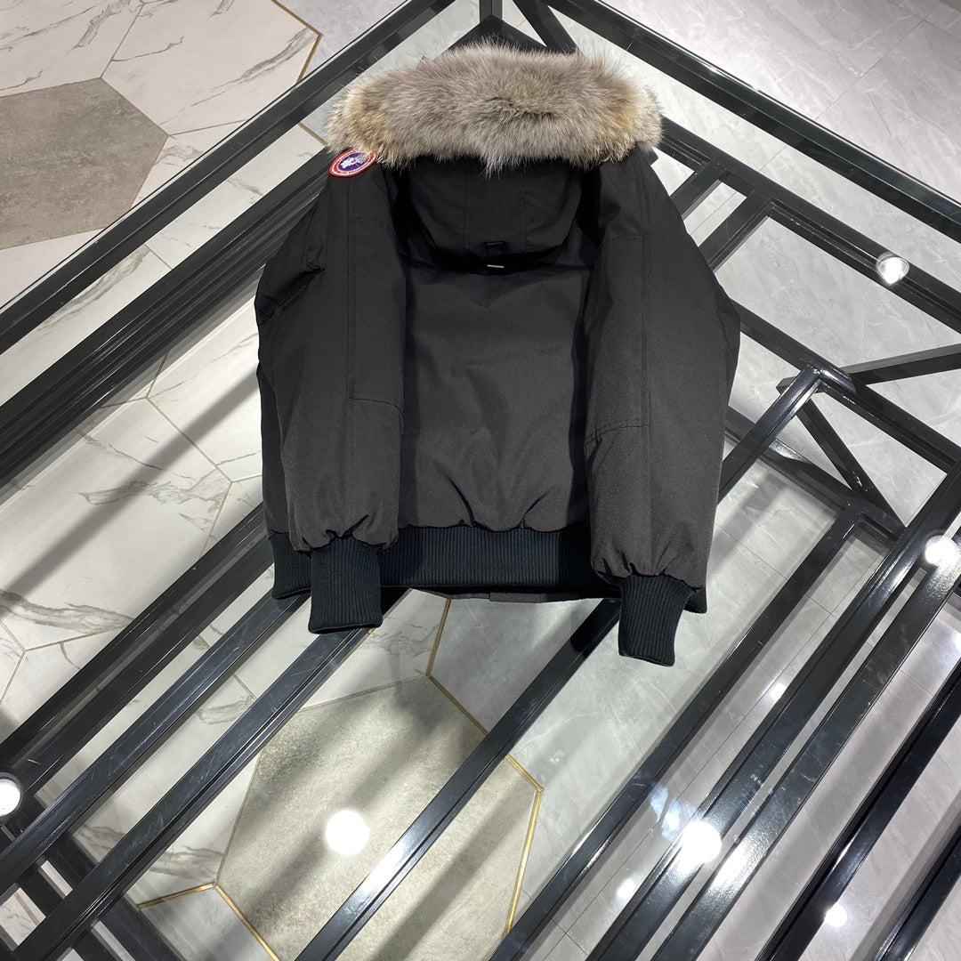 【カナダグース】女性と男性★ショート丈可愛い★Chilliwack Bomberチリワック6色