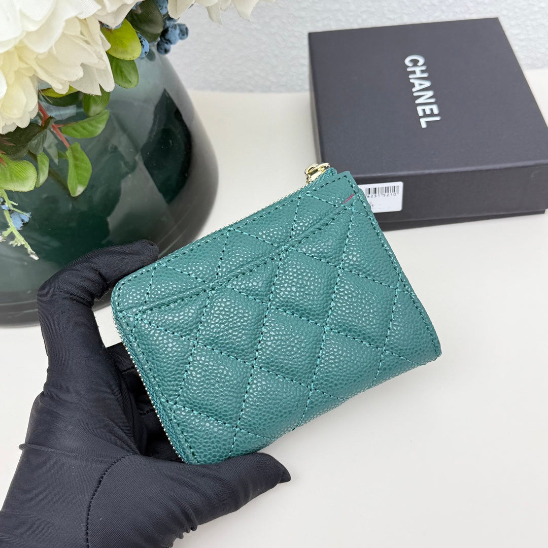 【シャネル】使いやすさ抜群！クラシック ジップ コインパース