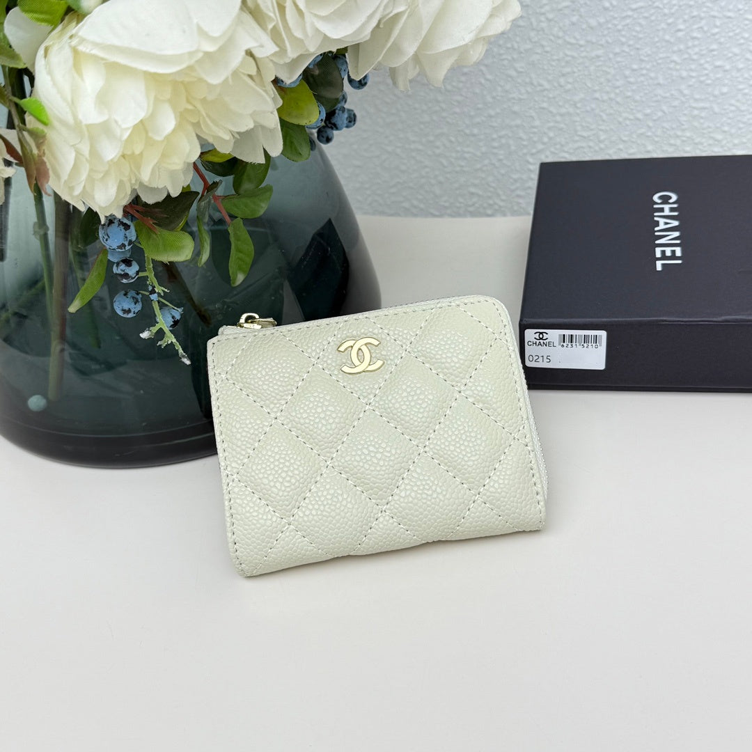 【シャネル】使いやすさ抜群！クラシック ジップ コインパース